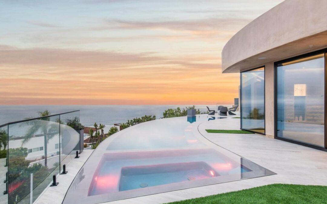 Dom Laguna Beach, California, USA – Przeszklenia typu SkyLine